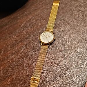 Gold Mesh Bracelet Watch - Classic Minimal Dial Stainless Steel Adjustable